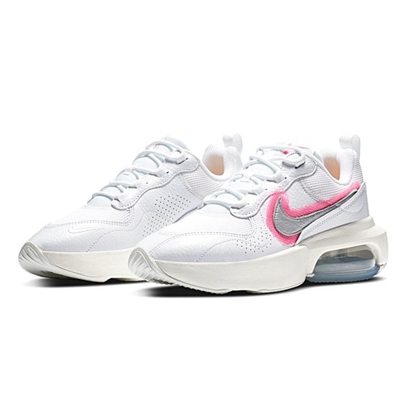 Nike Shoes - Nike Air Max Verona Rosa Pink size 6.5
